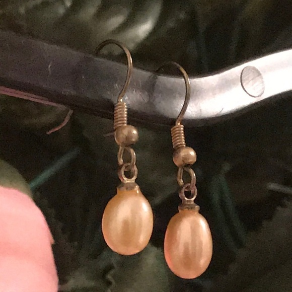 🔥ON SALE🔥3/$25🔥 💖 LA Design💖Handmade Earrings - Picture 2 of 3